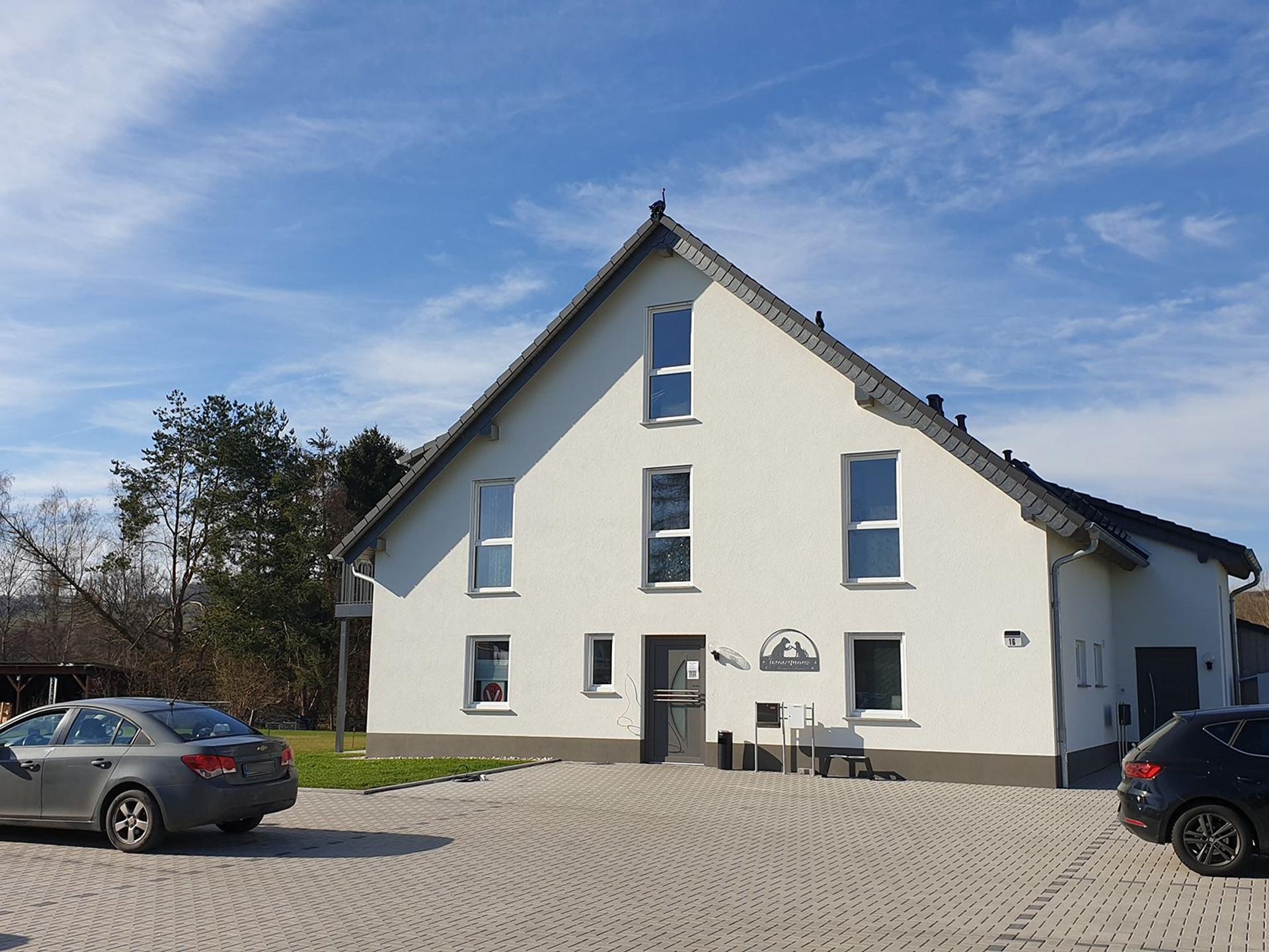 View 1 of Tierarztpraxis Hieronymus-Henschel - ganzheitl. Tiermedizin in Großenlüder
