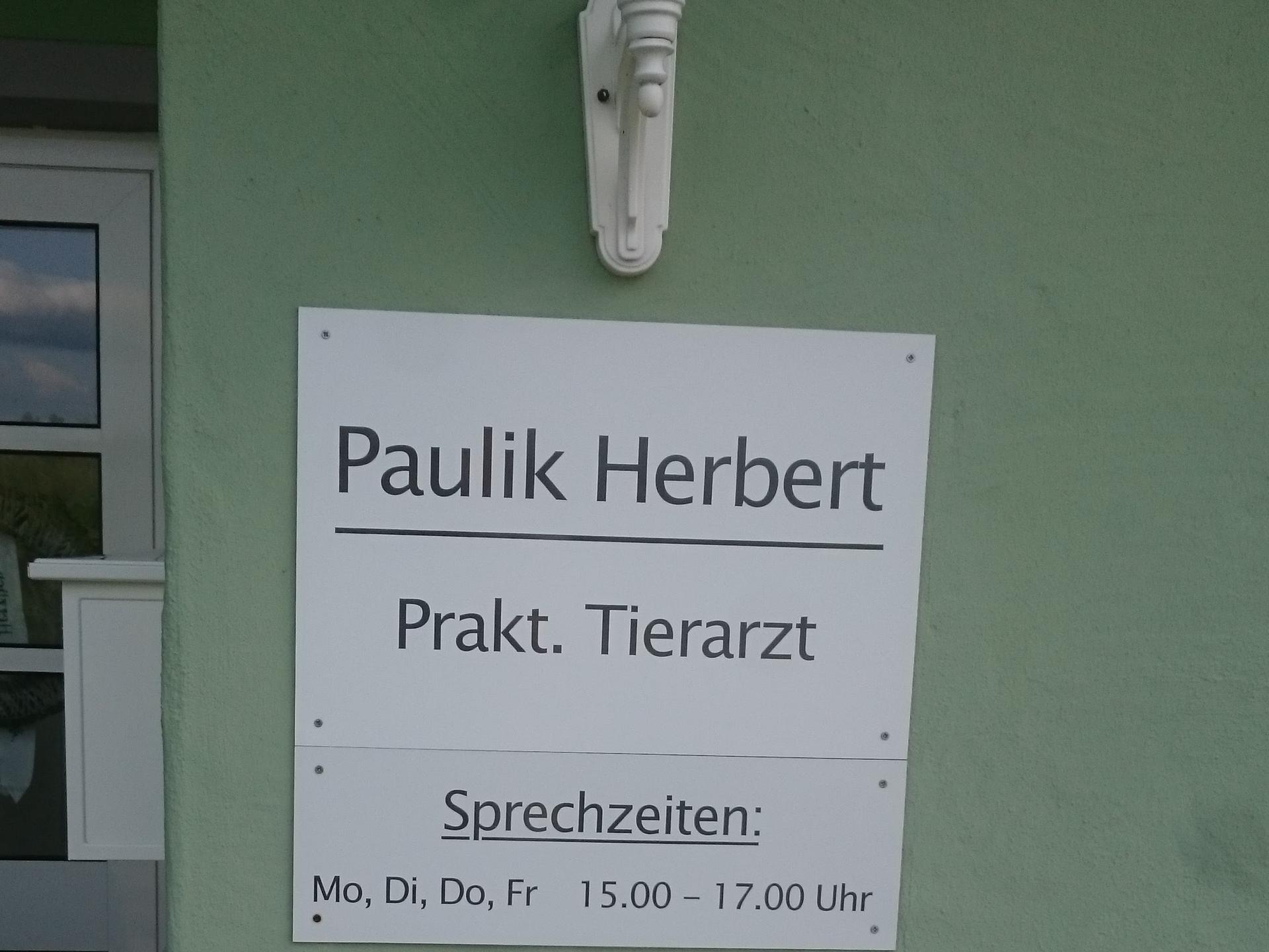 View 1 of Herbert Paulik Tierarzt