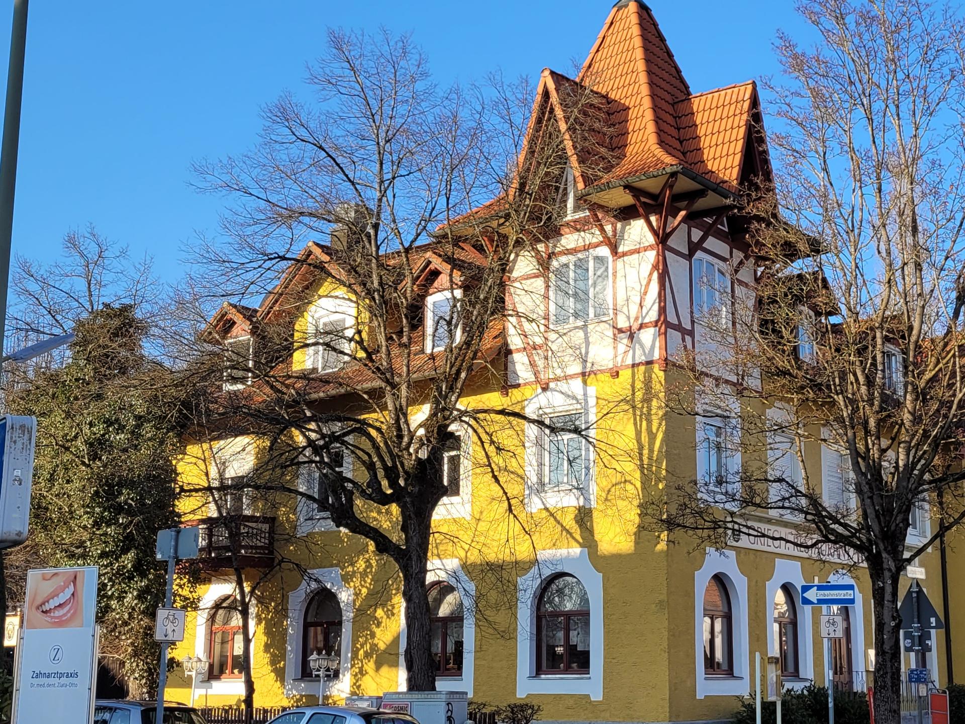 Ansicht 1 von Dr. med.vet. Andrea Eichinger