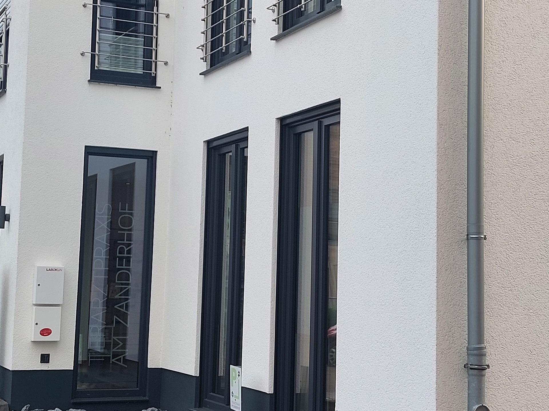 Ansicht 2 von Tierarzt - Tierarztpraxis am Zanderhof