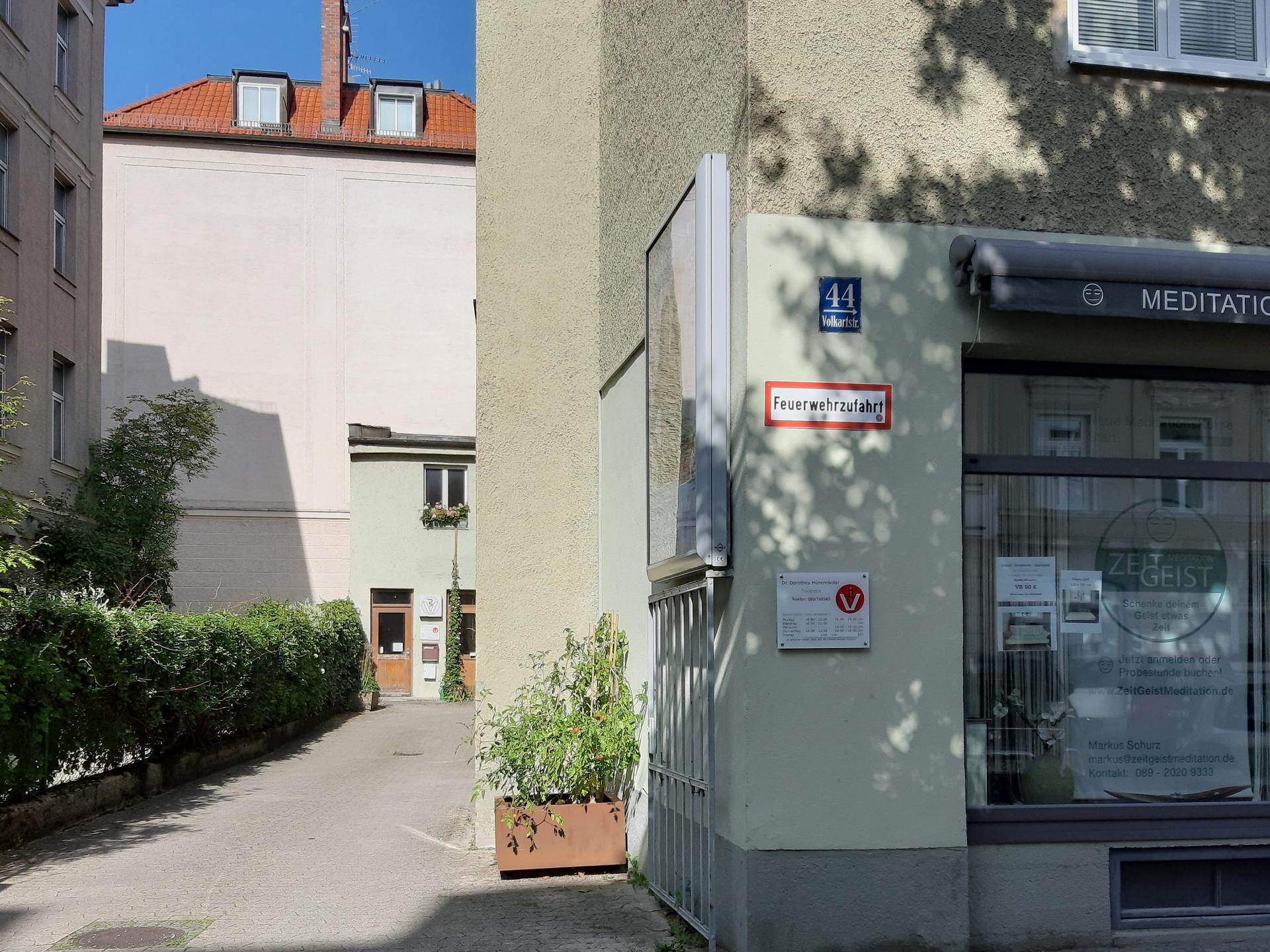 Ansicht 3 von Dr. Dorothea Hünemörder