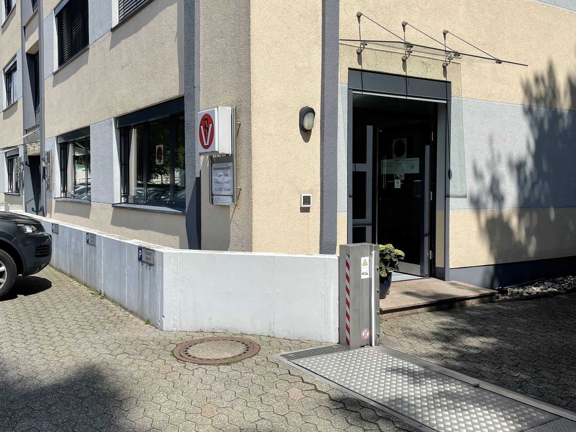 Ansicht 1 von Kleintierpraxis West Frank Miebach
