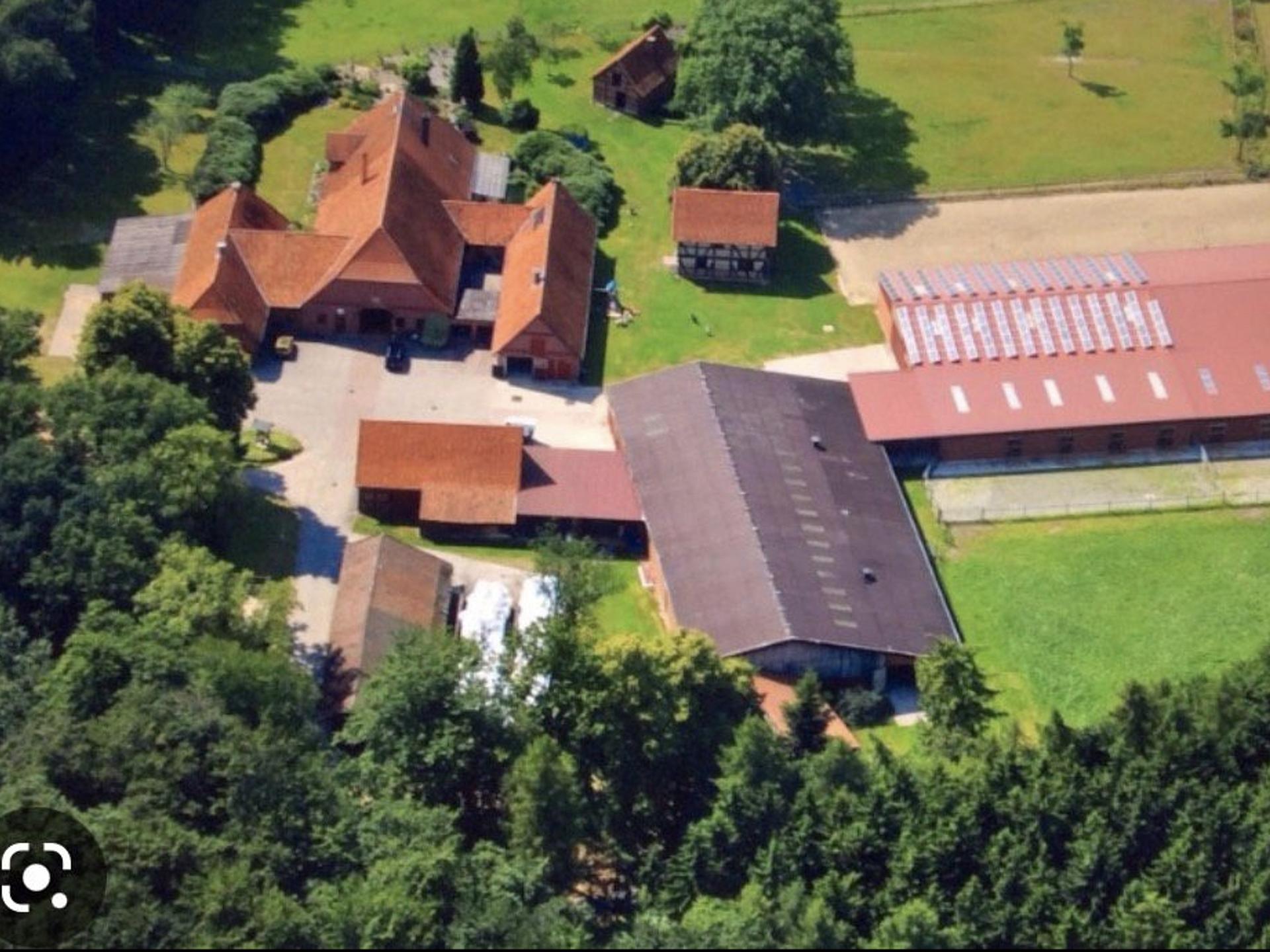 Ansicht 1 von Zucht& Pensionspferdehaltung Hof Kuls/ Carsten Kuls