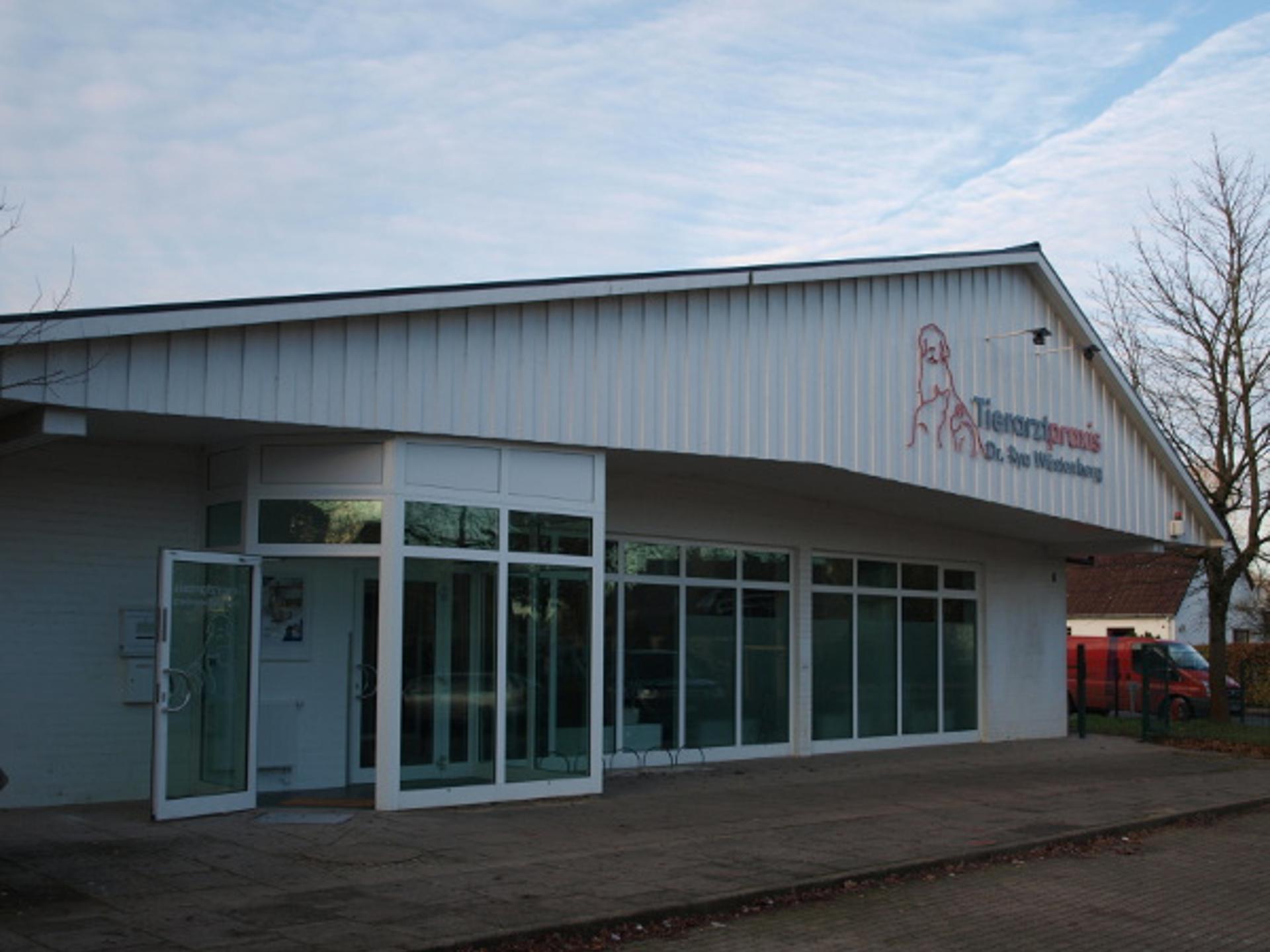 Ansicht 2 von Dr.med.vet. Rya Wüstenberg
