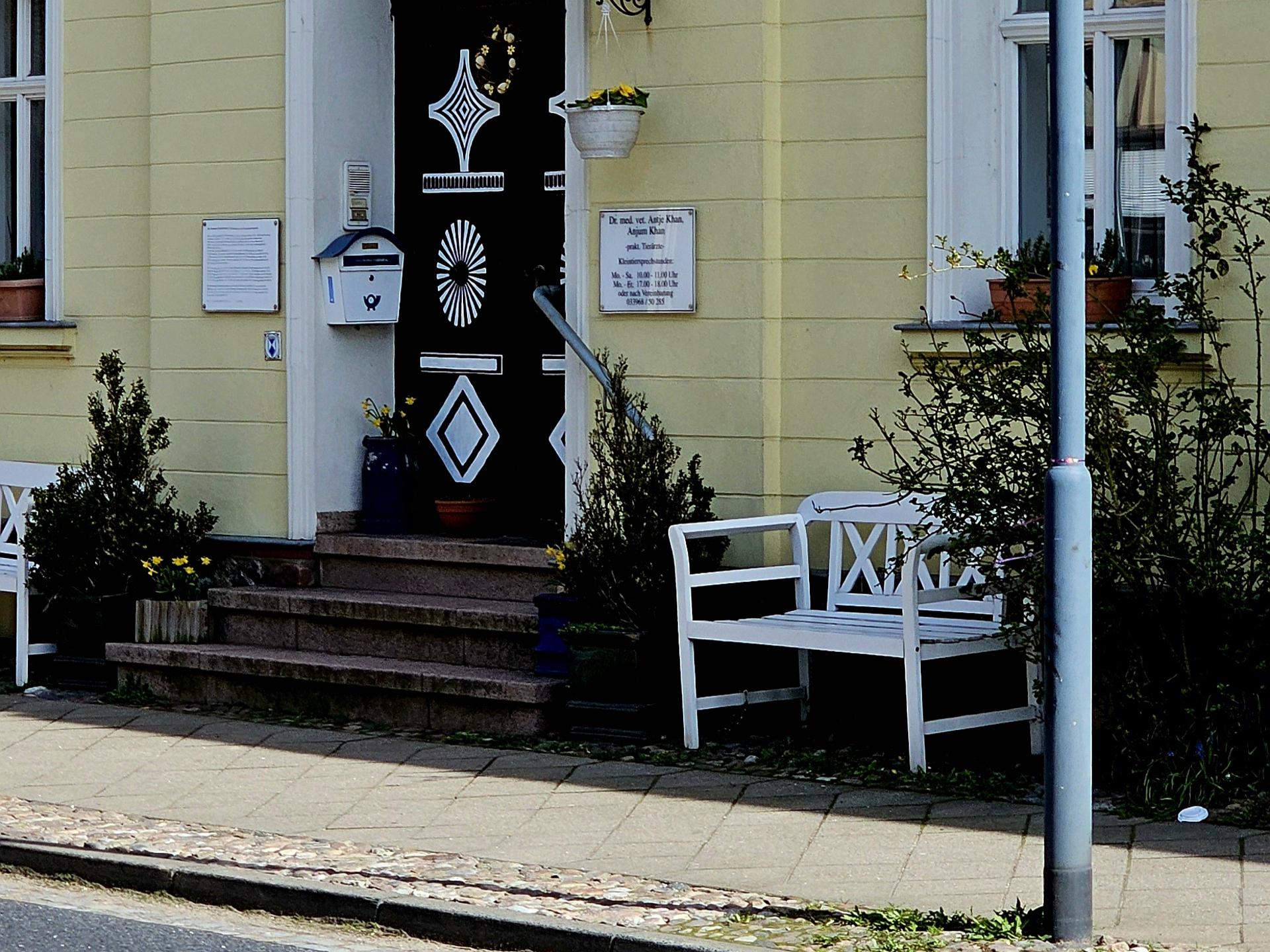 Ansicht 2 von Khan Antje Tierärzte Khan Antje Anjum