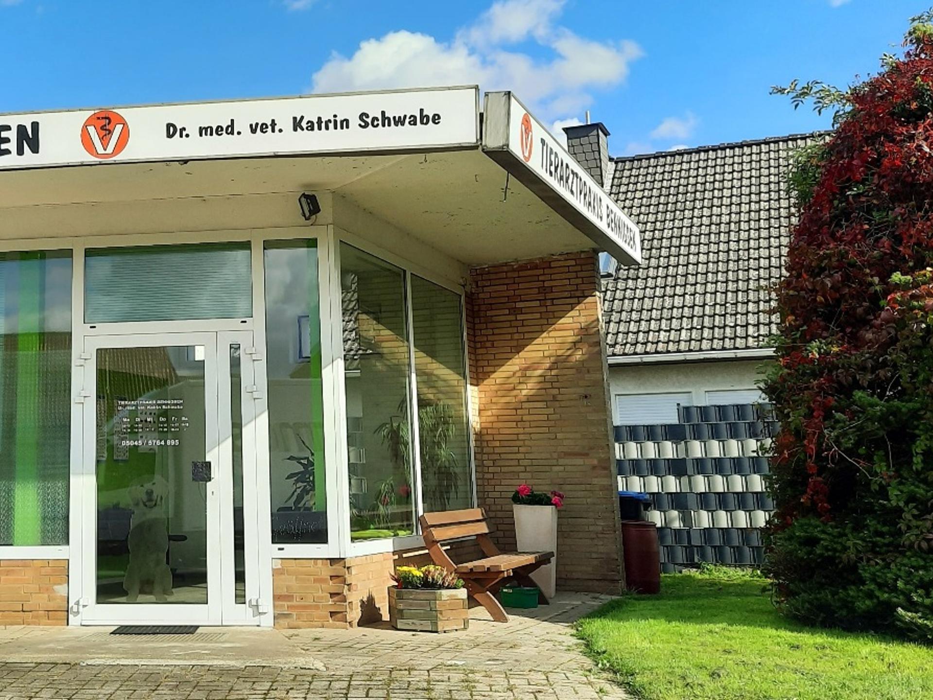 View 2 of Tierarztpraxis Bennigsen Dr. Katrin Schwabe