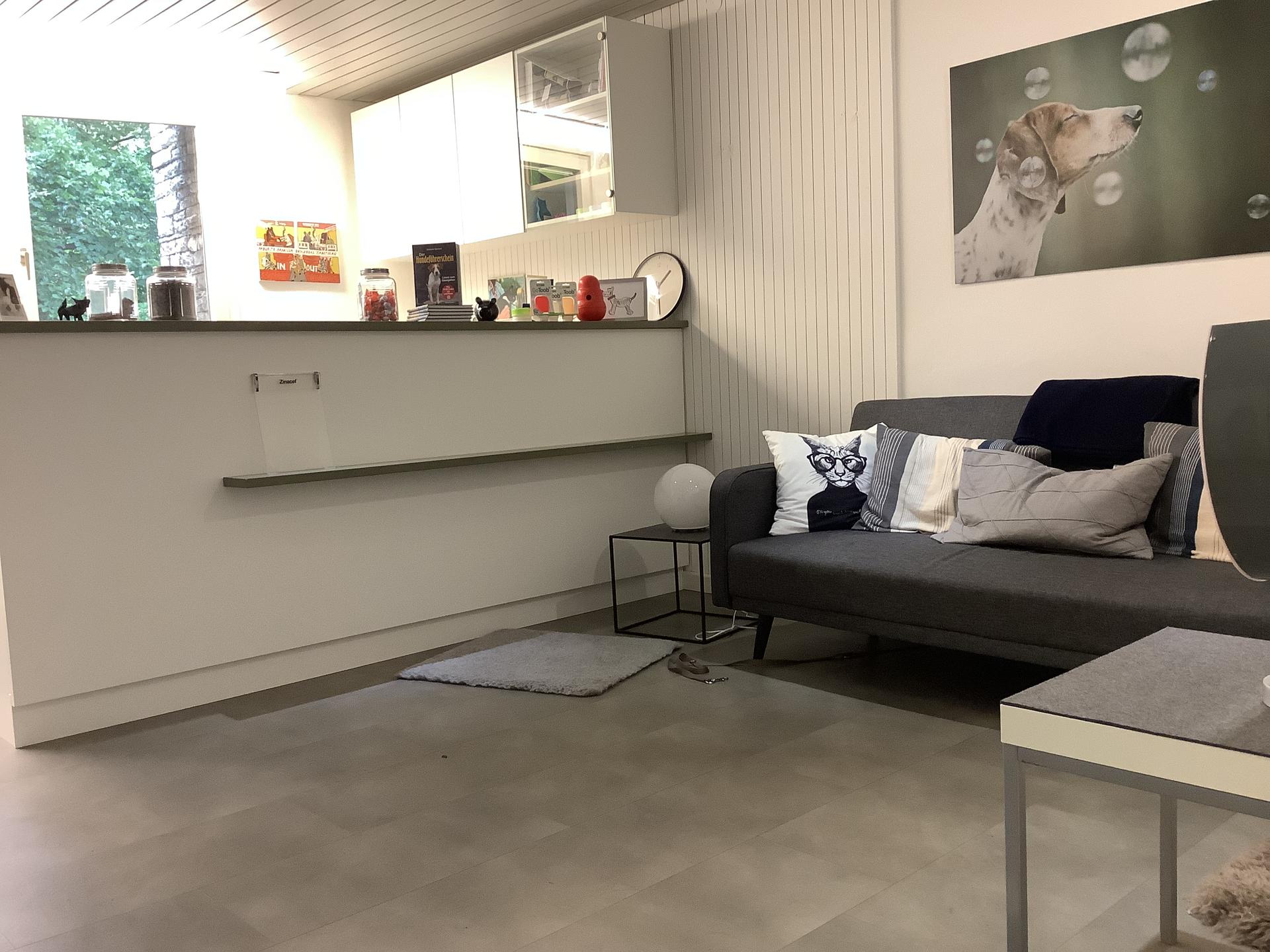 View 3 of WauMiau Tierarztpraxis für Verhaltenstherapie und Hundeschule - Dr. med. vet. Stefanie Sprauer