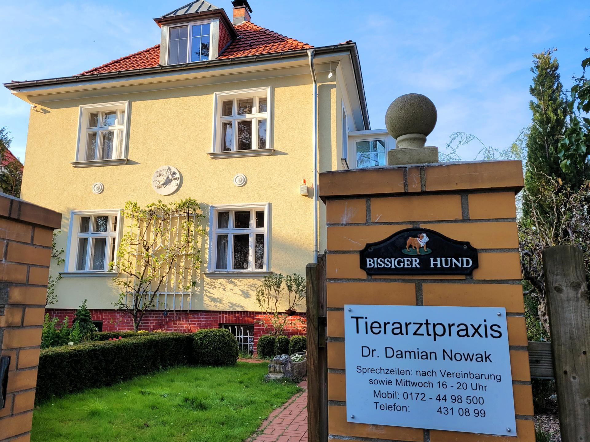 Ansicht 2 von Dr. Damian Nowak