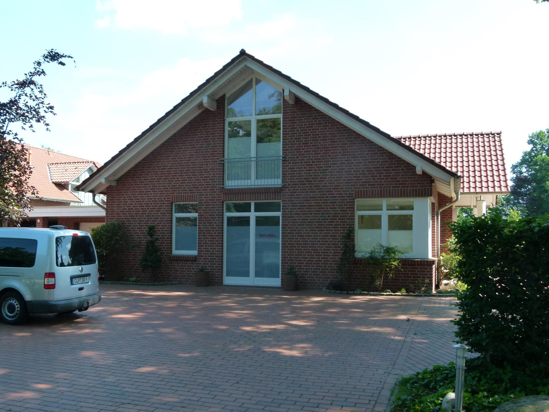 View 1 of TPL Tierarztpraxis Lastrup-Löningen Dr. Poppe, TA Heßler PartG mbB