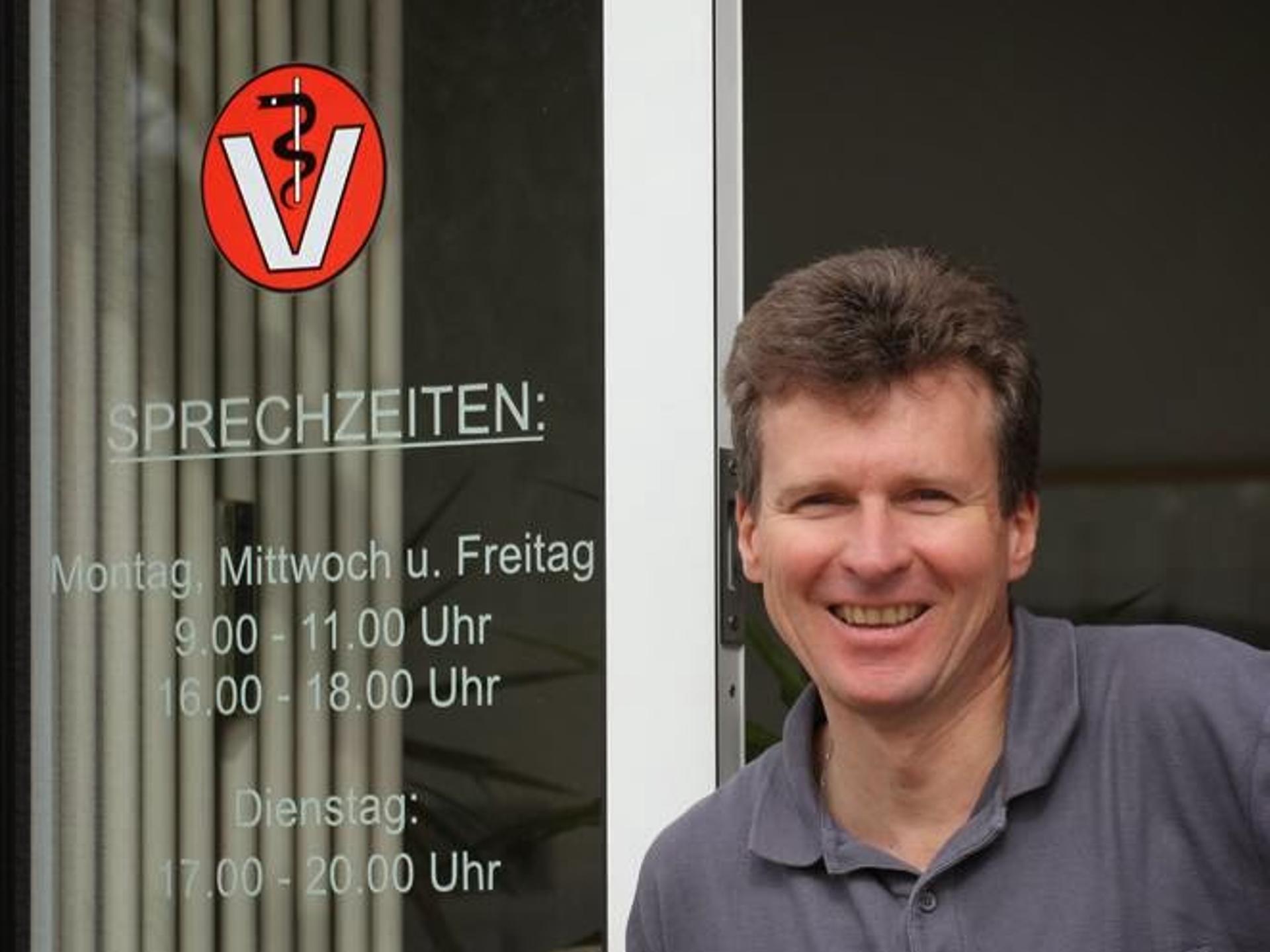 View 1 of Dr. Wolfgang Eberle