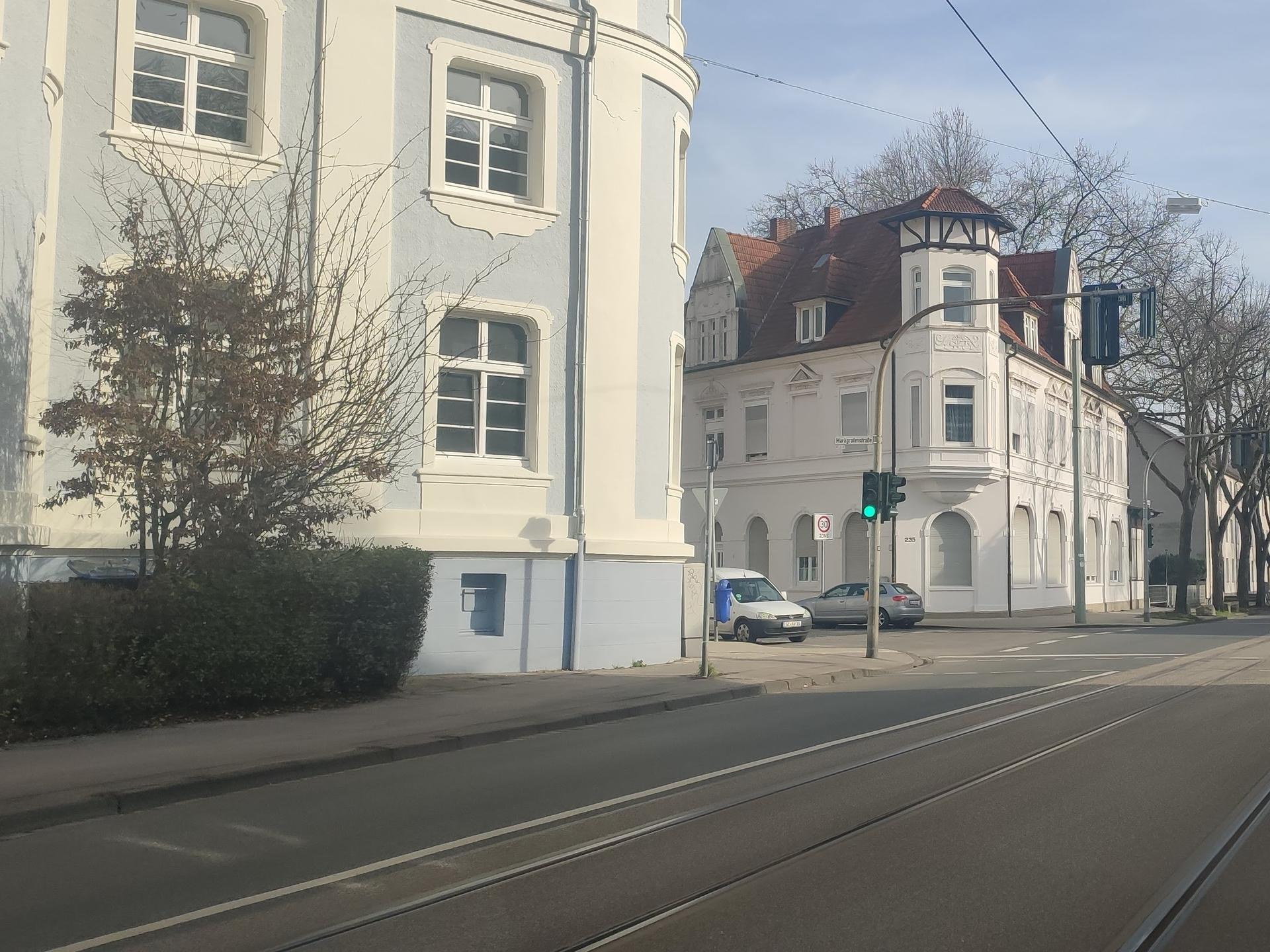 Ansicht 1 von Larisa Itkina Tierärztin