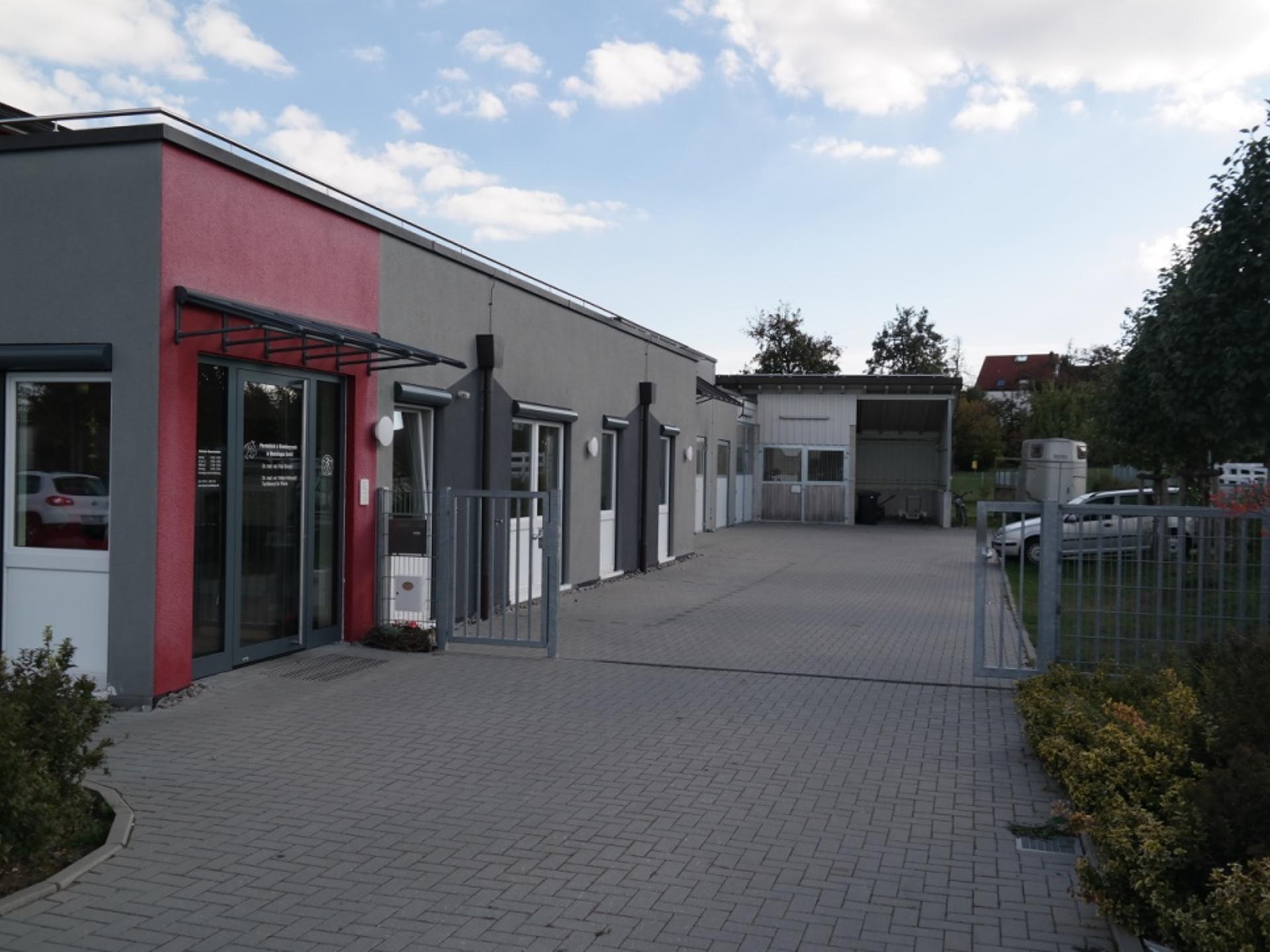 Ansicht 2 von Pferdeklinik & Kleintierpraxis in Maichingen GmbH