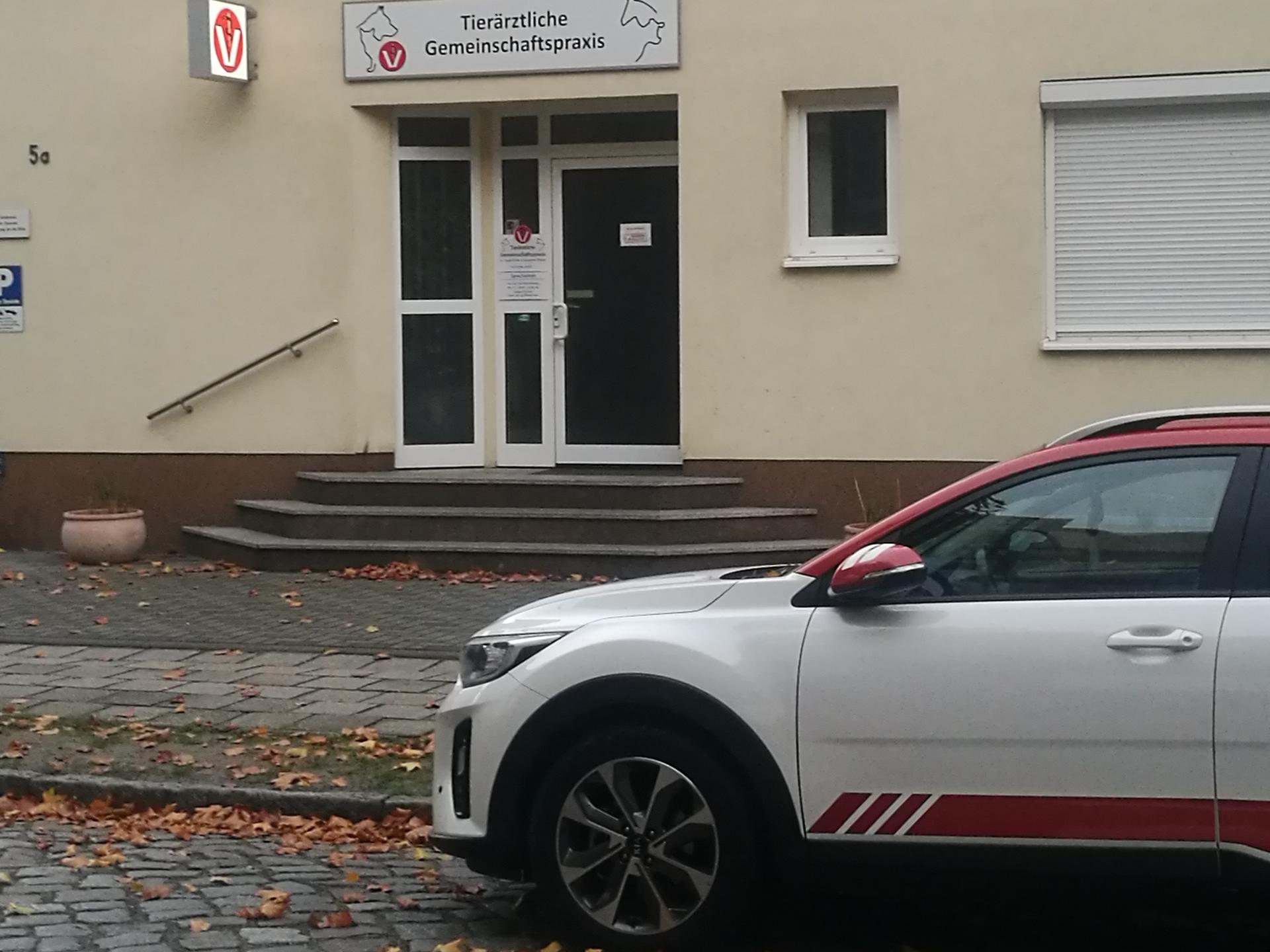 View 1 of Tierärztliche Gemeinschaftspraxis Dr. med vet. Frank Richter & Josephine Thieke