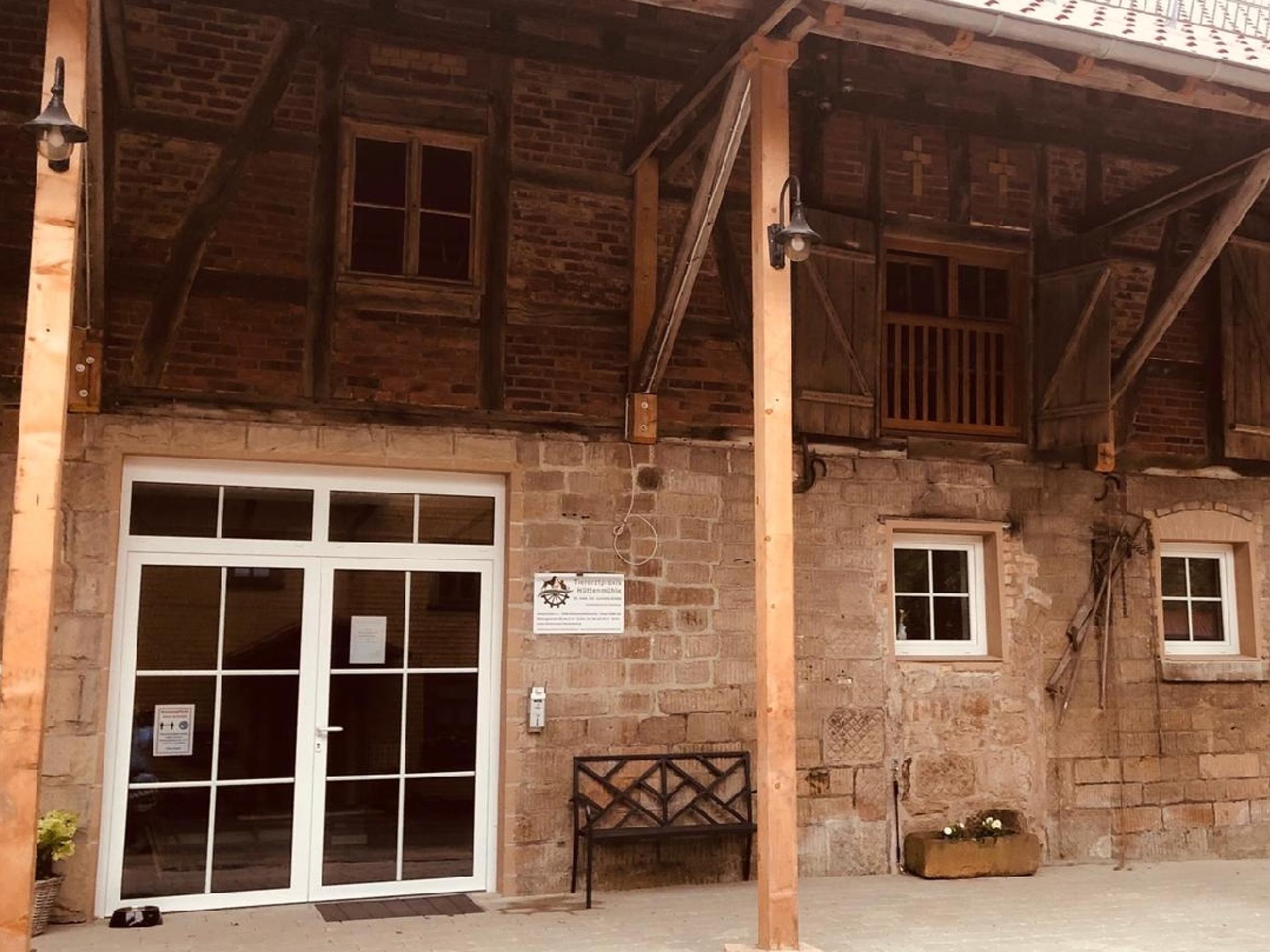 View 1 of Tierarztpraxis Hüttenmühle - Dr. med. vet. Cornelia Grebe, Fachtierärztin für Kleintiere