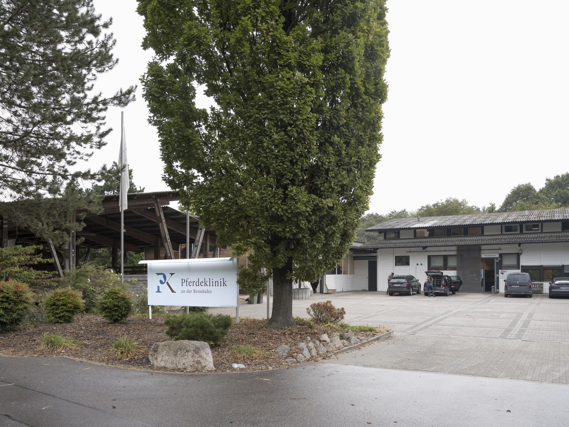 Ansicht 1 von Pferdeklinik an der Rennbahn GmbH
