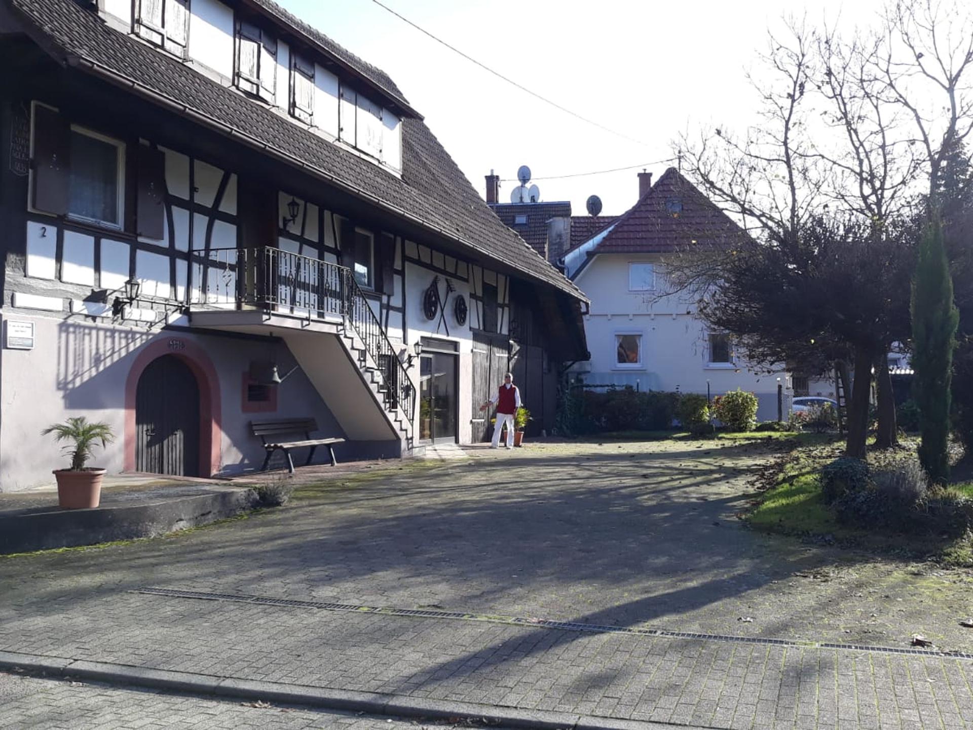 Ansicht 2 von Dr.med.vet. Karl Josef Hoferer Tierarzt