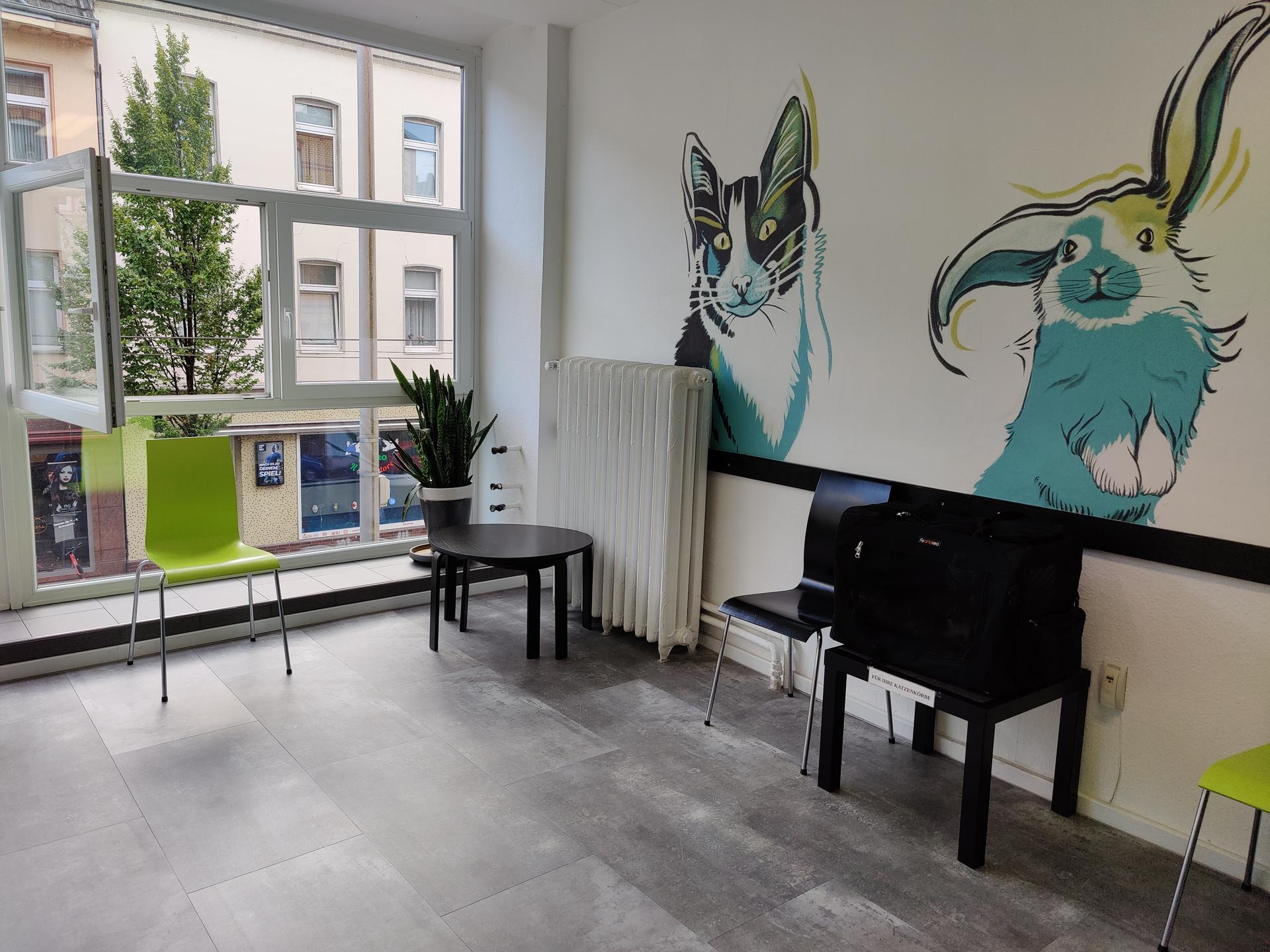 View 1 of Tierarztpraxis Gerresheim - Dr. med. vet. Waltraud Gauls
