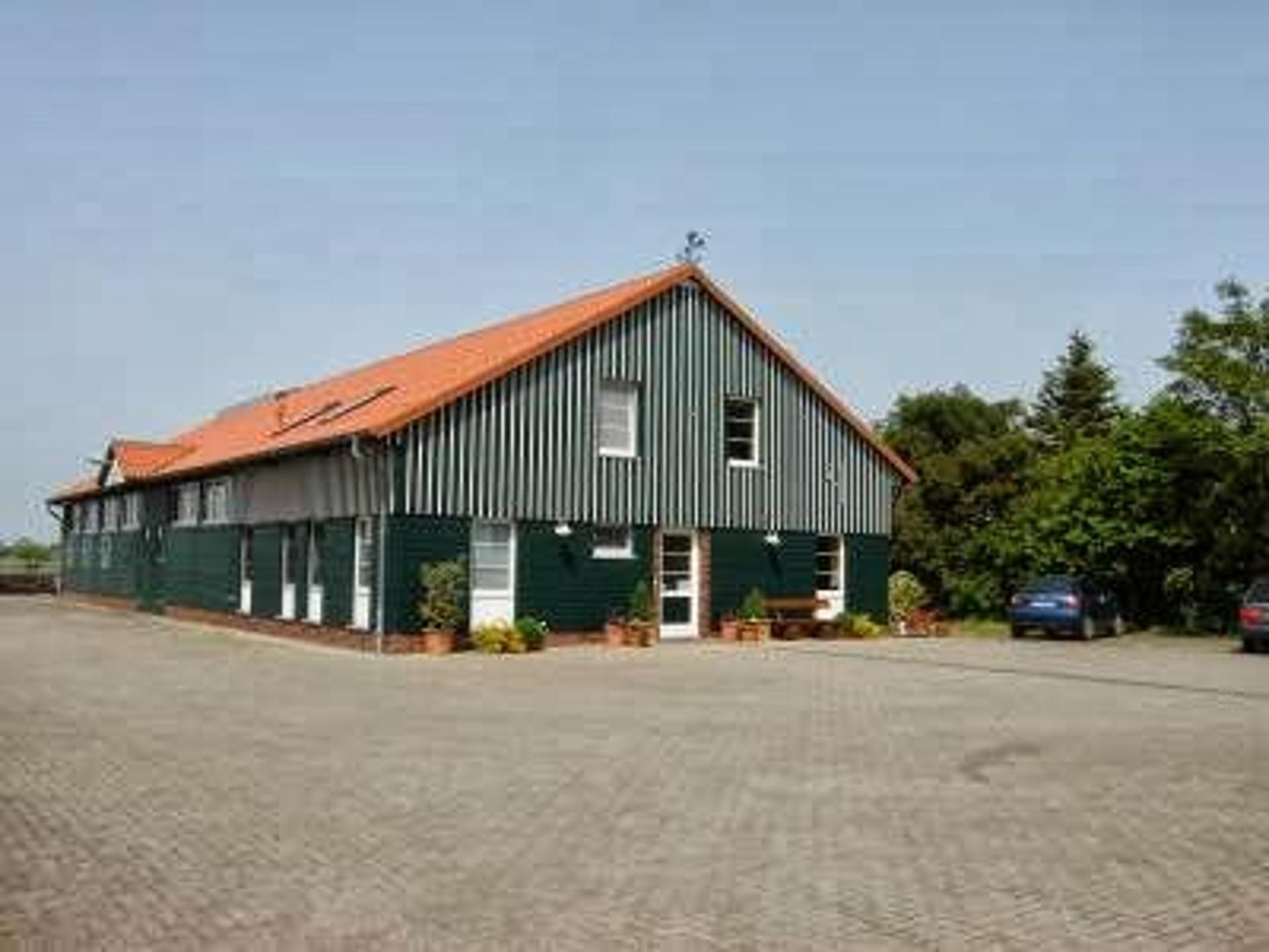 Ansicht 1 von Pferdeklinik Dr. Fischer GmbH