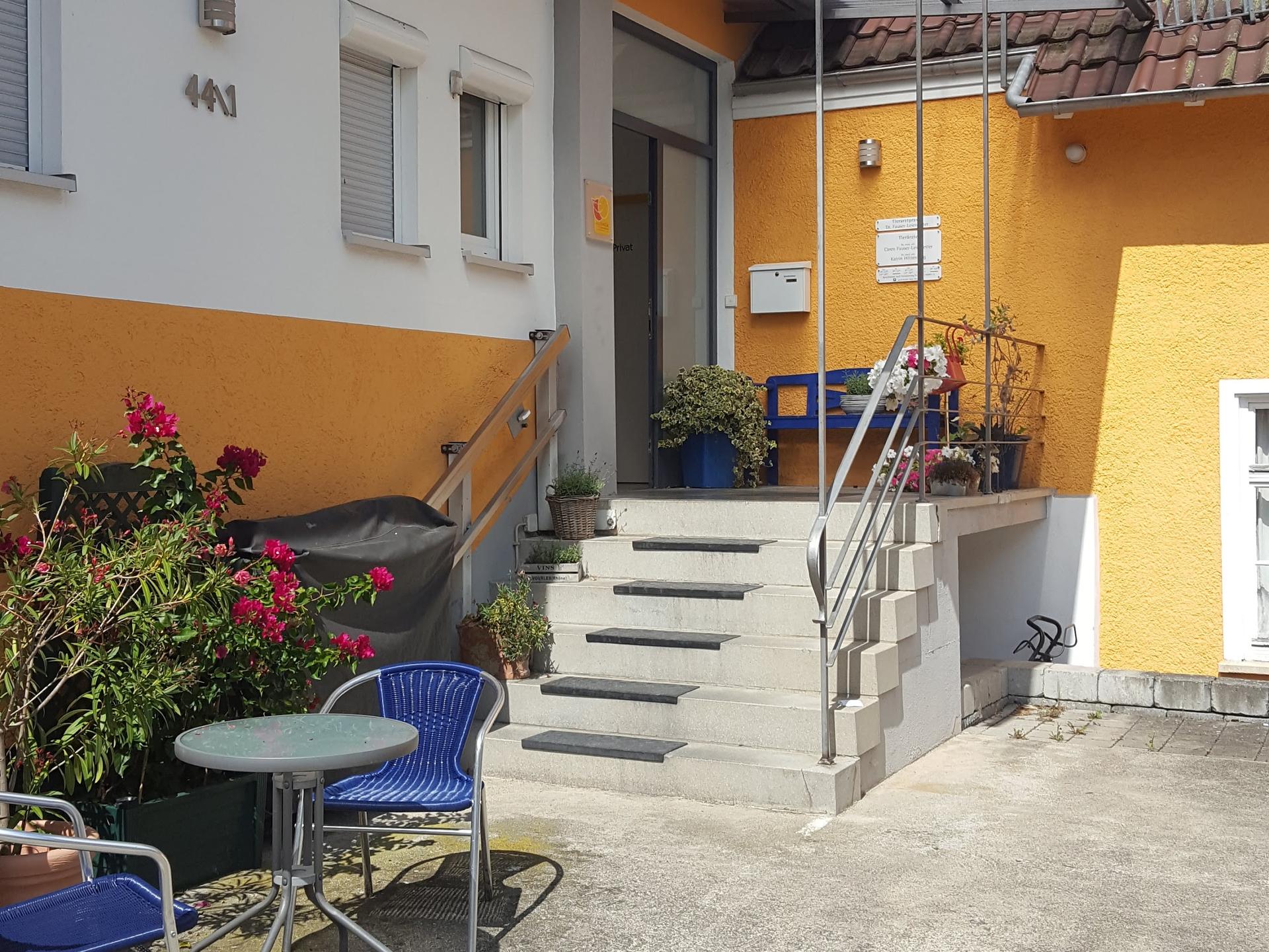 Ansicht 1 von Tierarzt Reutlingen Tierarzt Tübingen Dr. med. vet. Caren Fauser-Leiensetter