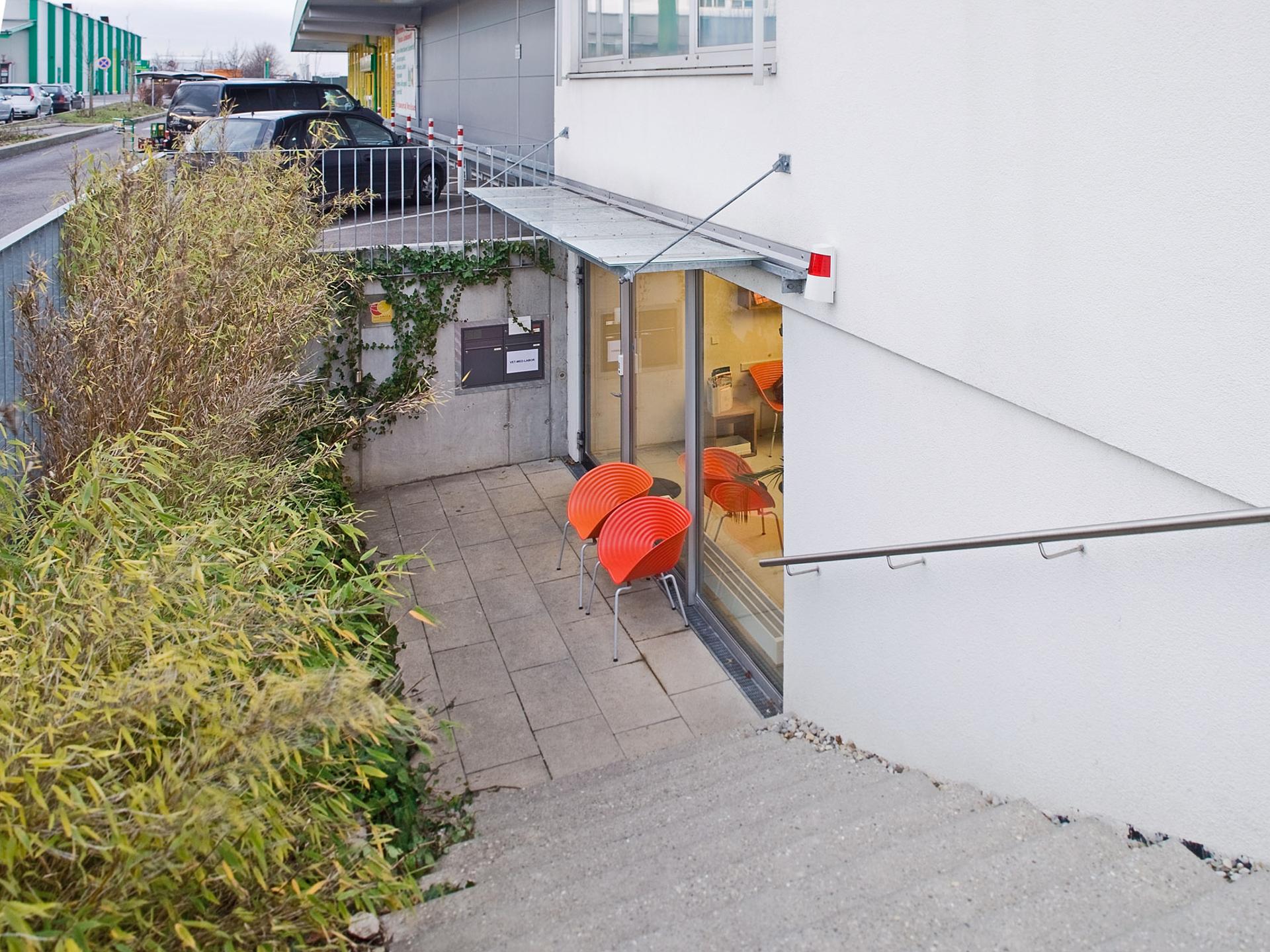 Ansicht 1 von Dr.med.vet. Silke Knoll Tierärztin