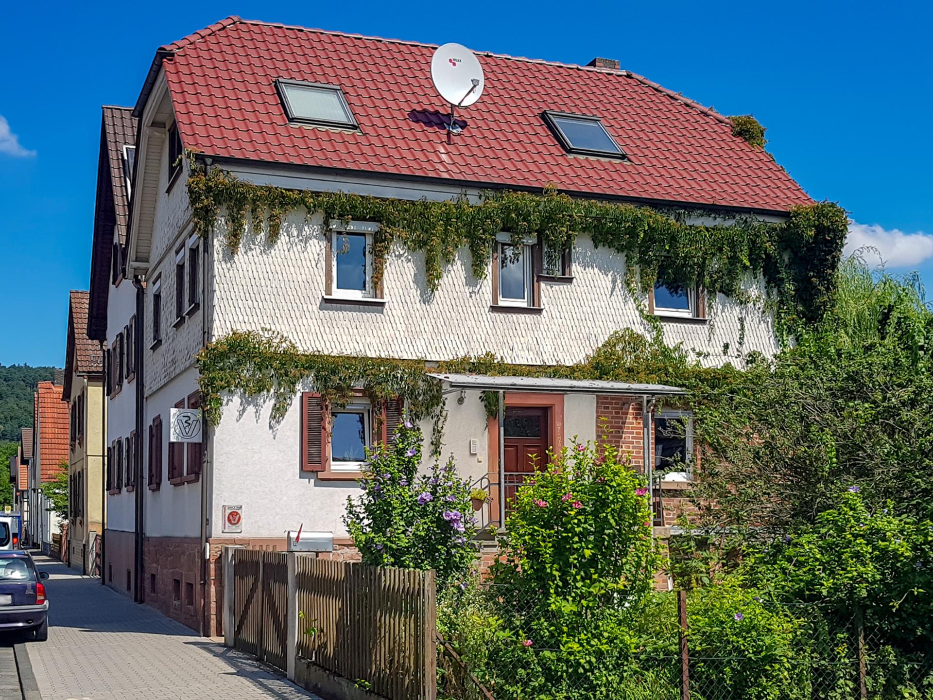 Ansicht 2 von Dana Vogel Tierärztin