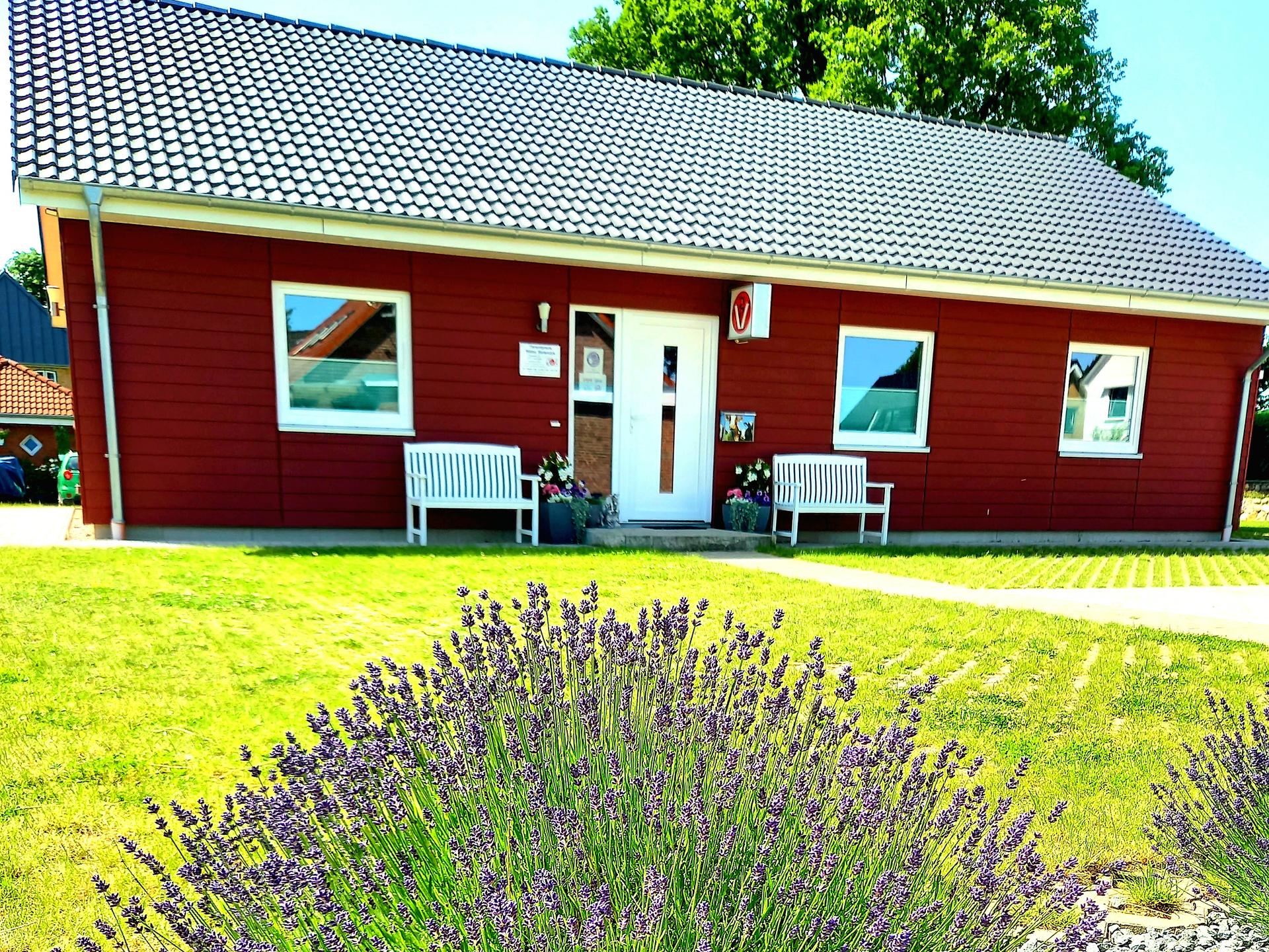 View 2 of Tierarztpraxis Hollingstedt Stolarczyk & Chahoud GbR