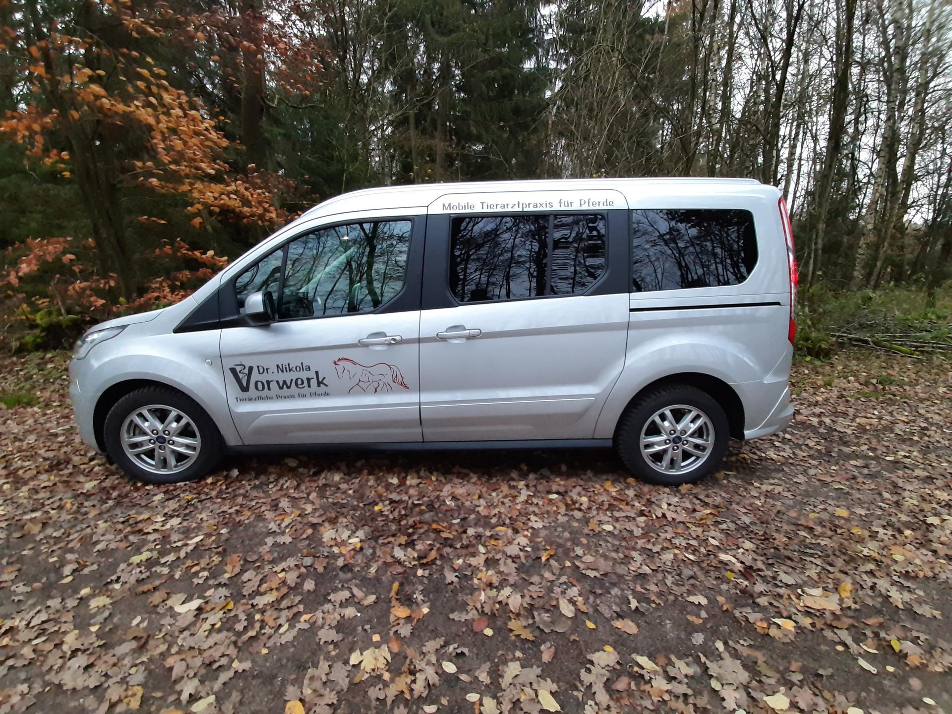 View 3 of Mobile Tierarztpraxis für Pferde Dr. Vorwerk