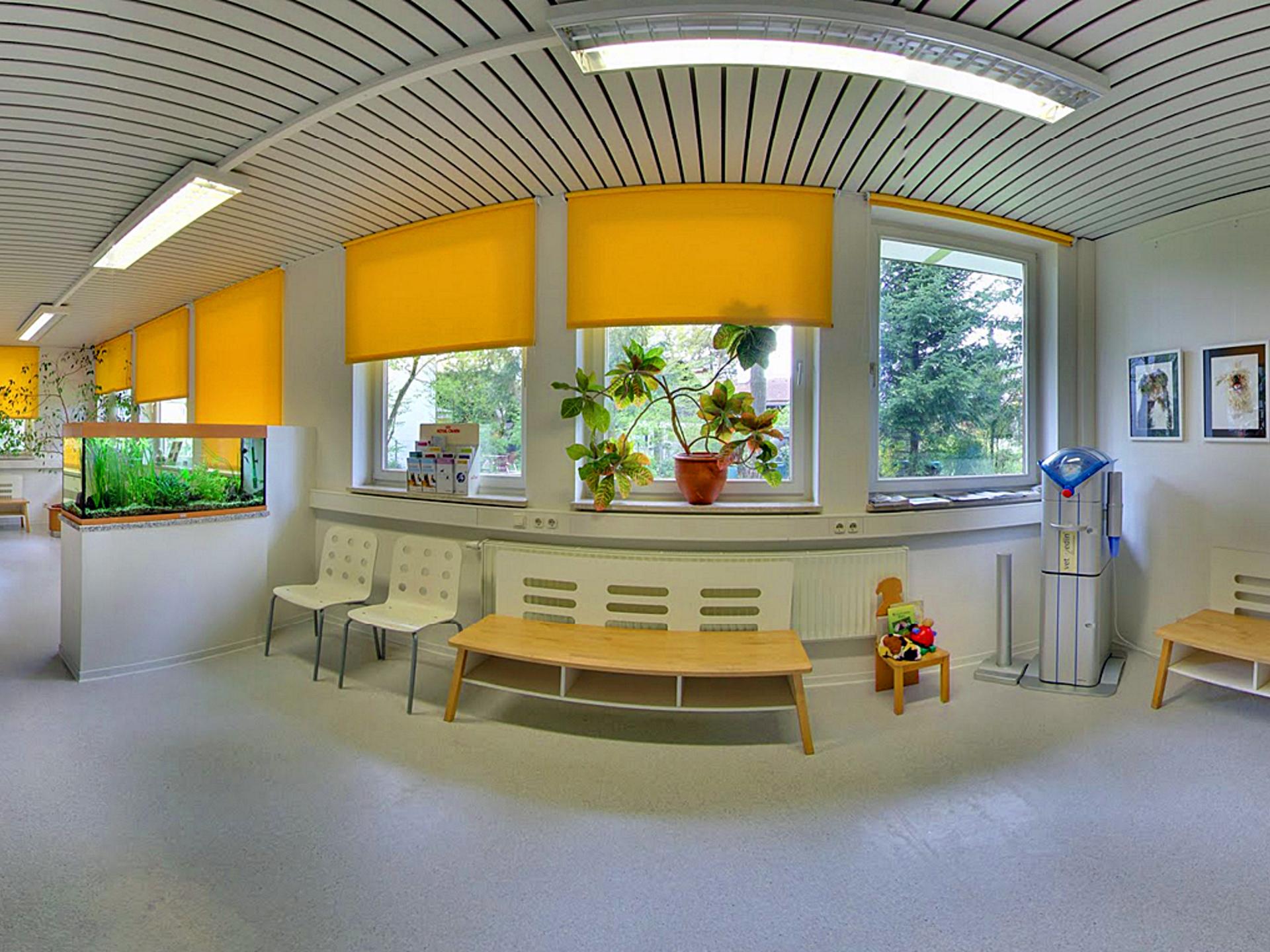 View 1 of Dr.med.vet. Bettina Strahlhuber & Dr.med.vet. Birgitta Strobl Tierärztin