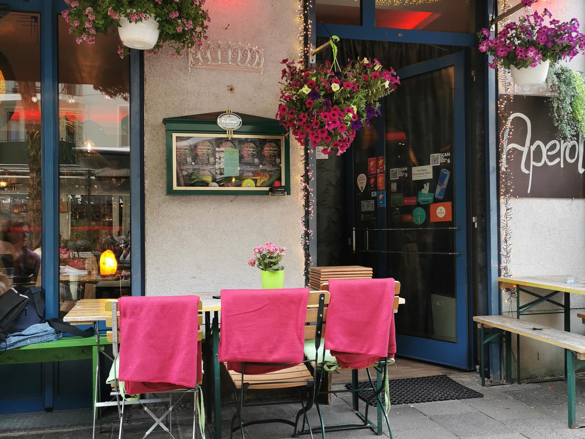 Ansicht 1 von JACK GLOCKENBACH Vietnamesisches Restaurant München | Tages Bar