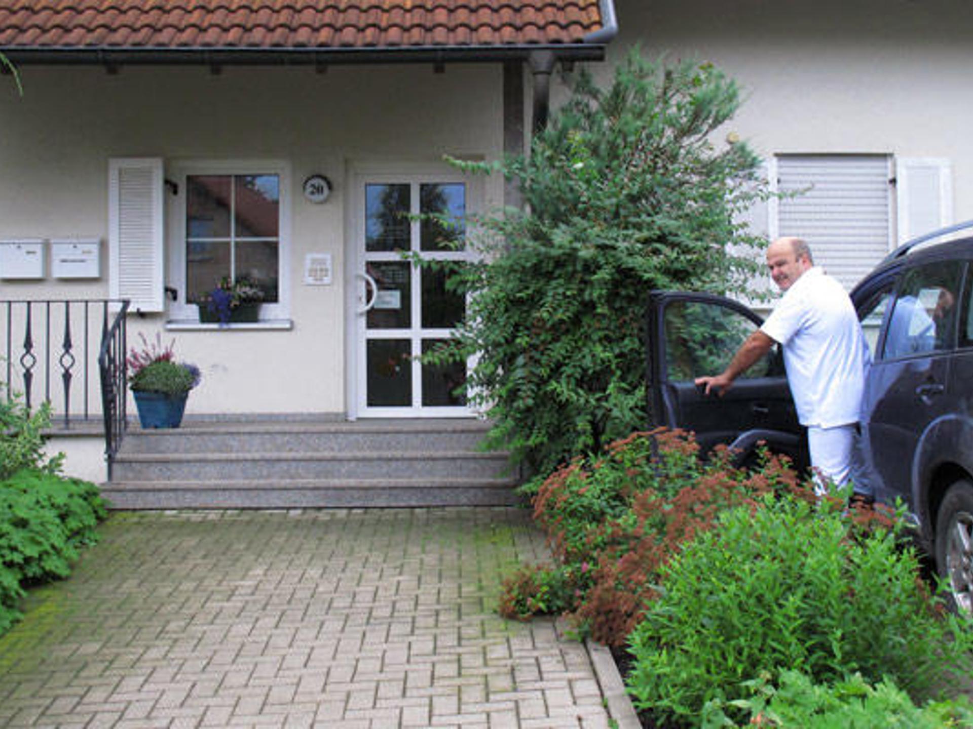 Ansicht 1 von Kleintierpraxis Bad Rodach - Tierarzt Dr. med. vet. Peter Schunk