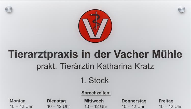 Vorschau von Tierarztpraxis in der Vacher Mühle Tierärztin Katharina Kratz