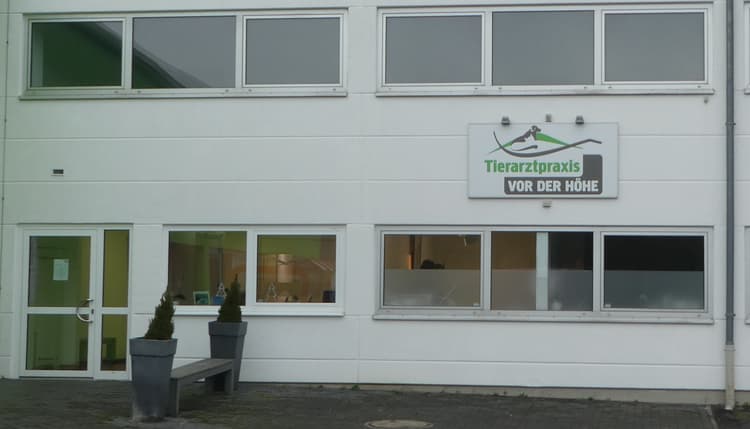 Vorschau von Tierarztpraxis vor der Höhe
