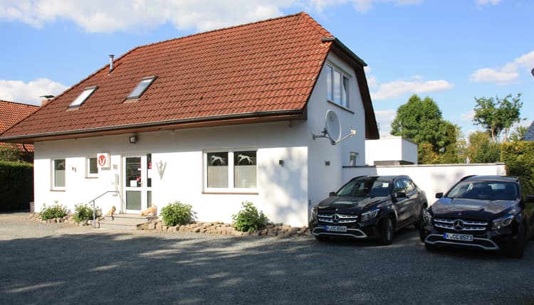 Vorschau von Dr. med. vet. Andreas Brower und Dr. med. vet. Carola Behrens, Kleintierpraxis Schwanewede