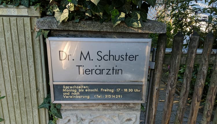 Vorschau von Dr.med.vet. Martha Schuster Tierärztin